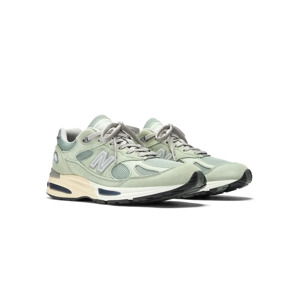 New Balance 991V2, style U991BB2