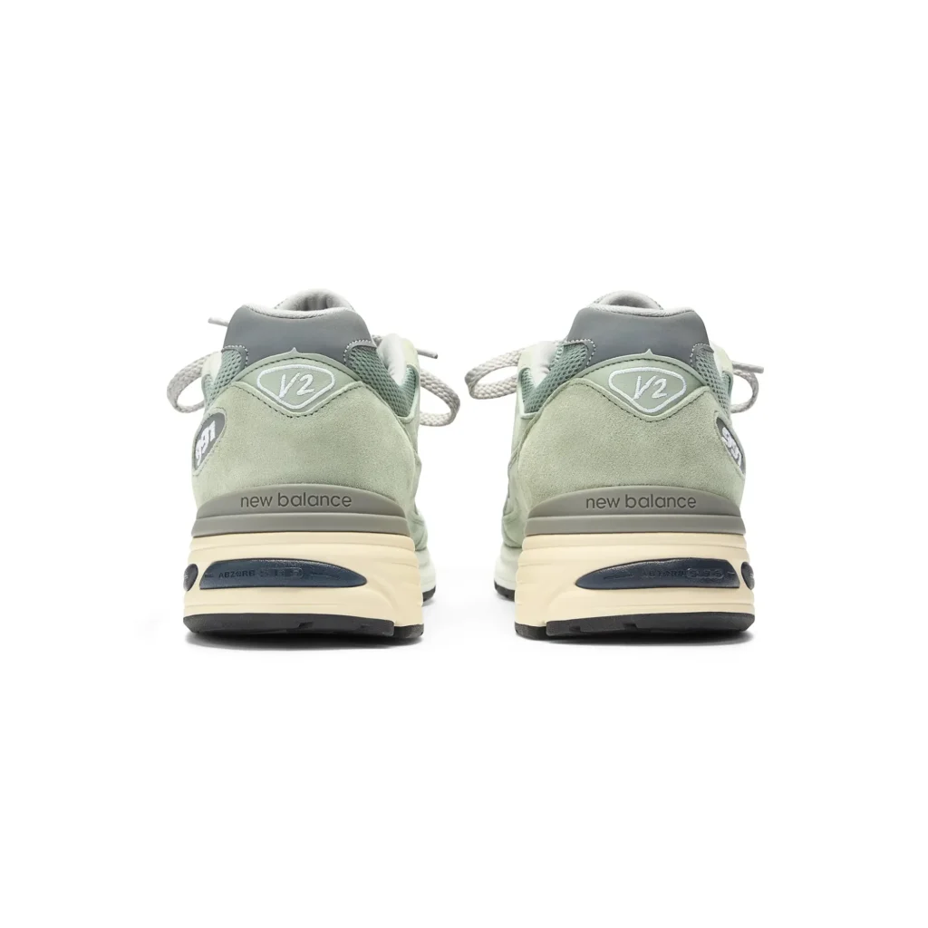 New Balance 991V2, style U991BB2