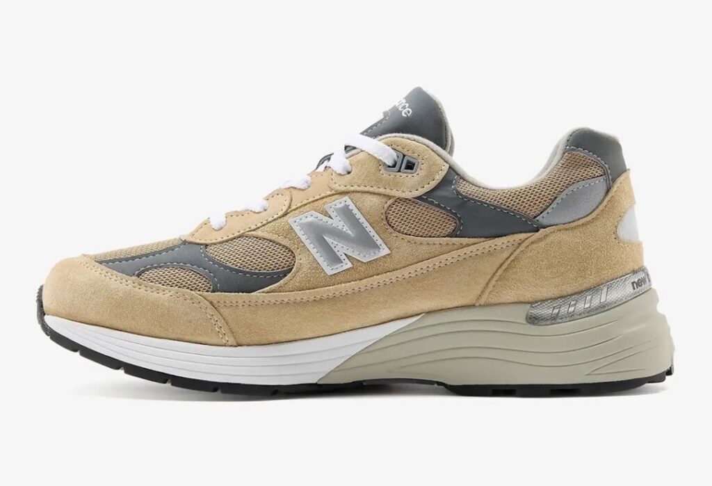 New Balance 992