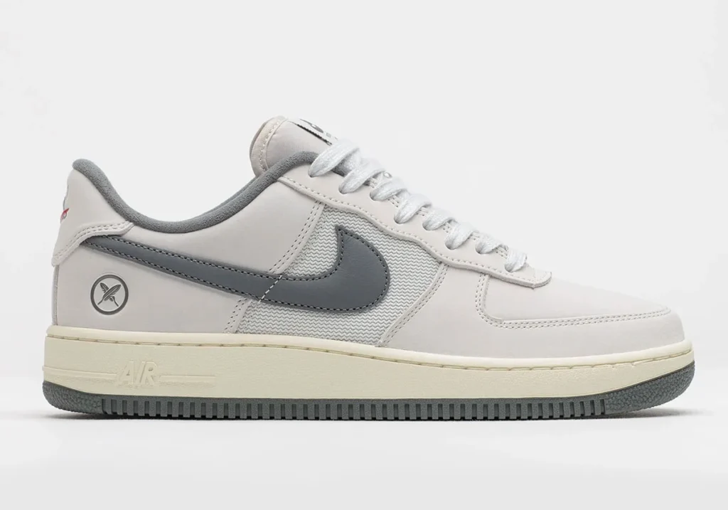 Nike Air Force 1, style IO8439-100