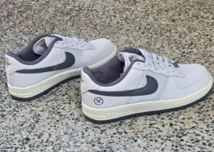 Nike Air Force 1, style IO8439-100