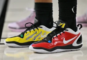 Nike A'Two