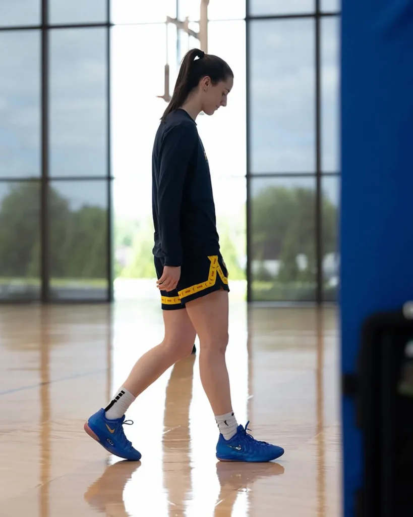 Nike Caitlin 1