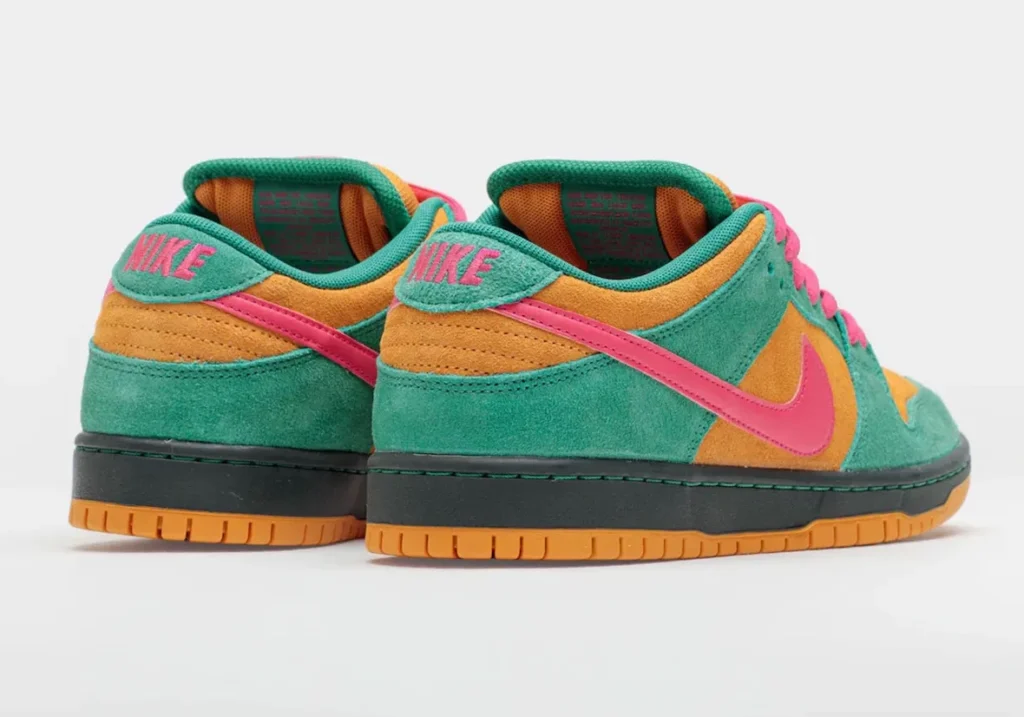 Nike Dunk Low, style HQ1625-301