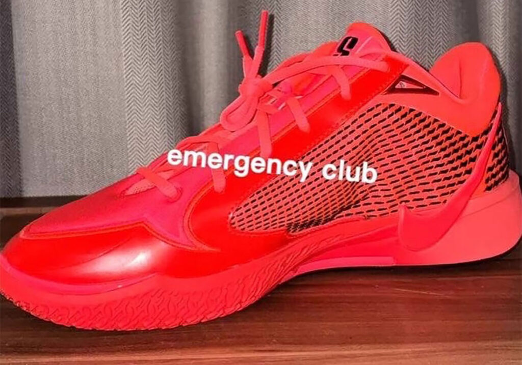 Nike Sabrina 4