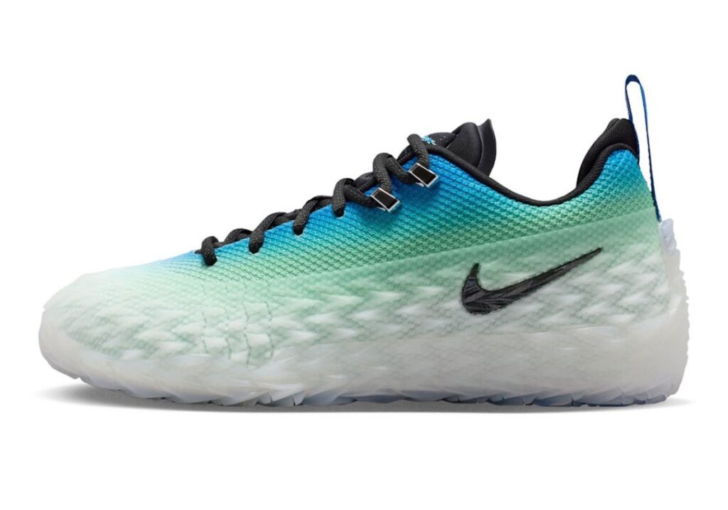 Nike ST Charge