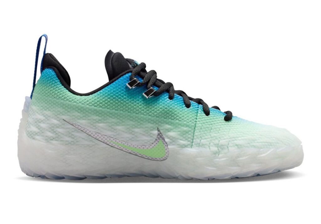 Nike ST Charge