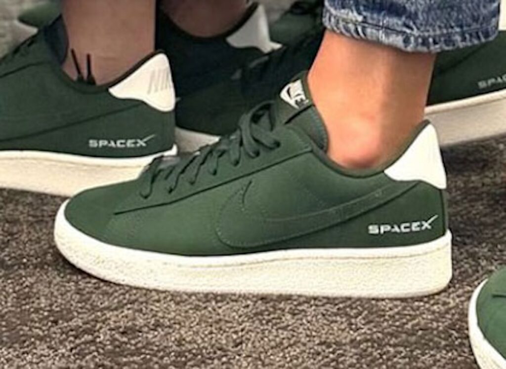 Nike Tennis Classic