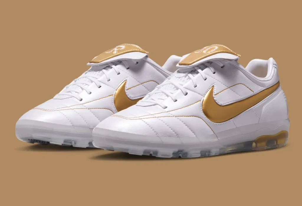 Nike Tiempo Legend R10