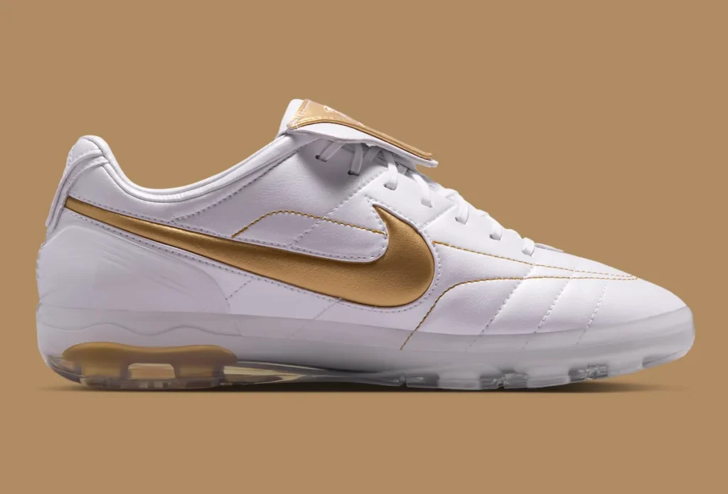 Nike Tiempo Legend R10