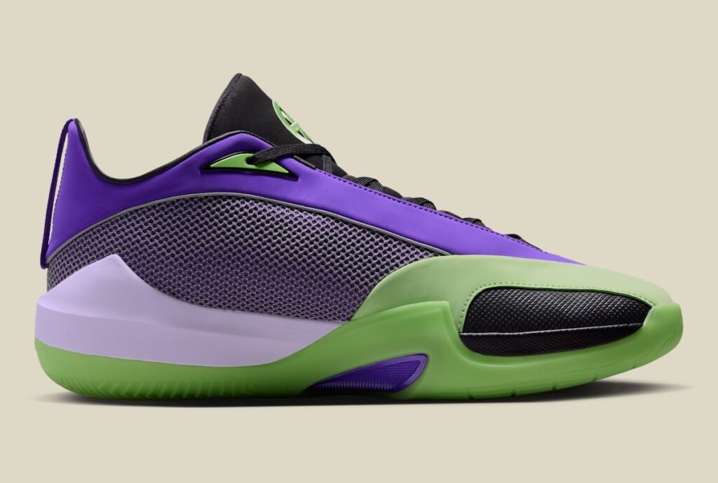 Air Jordan Triangle
