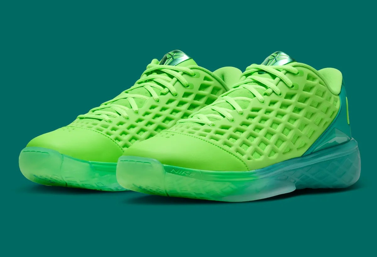 Nike Kobe 3 Low Protro Grinch Electric Green, style code IV7127-300
