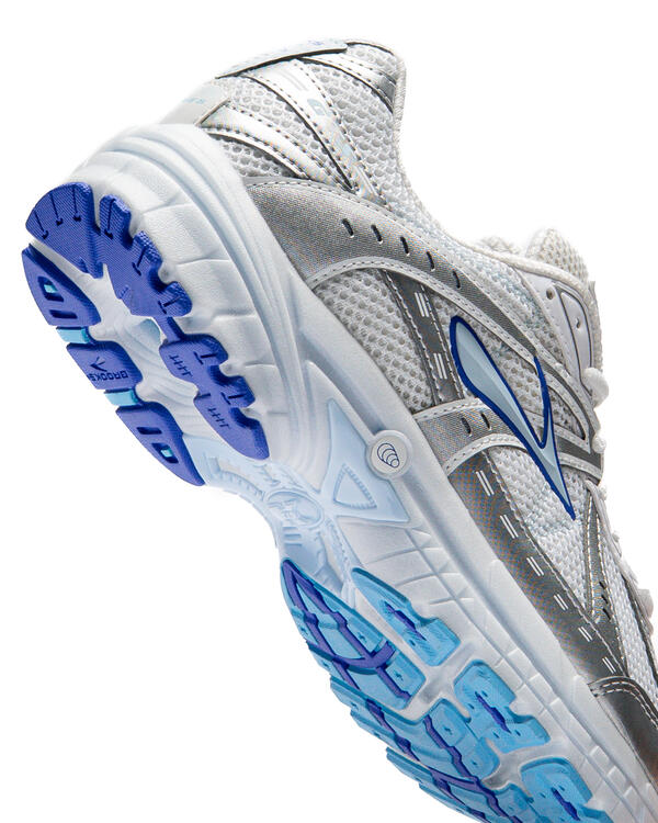 Brooks Adrenaline GTS 10 exposed DNA Tuned midsole