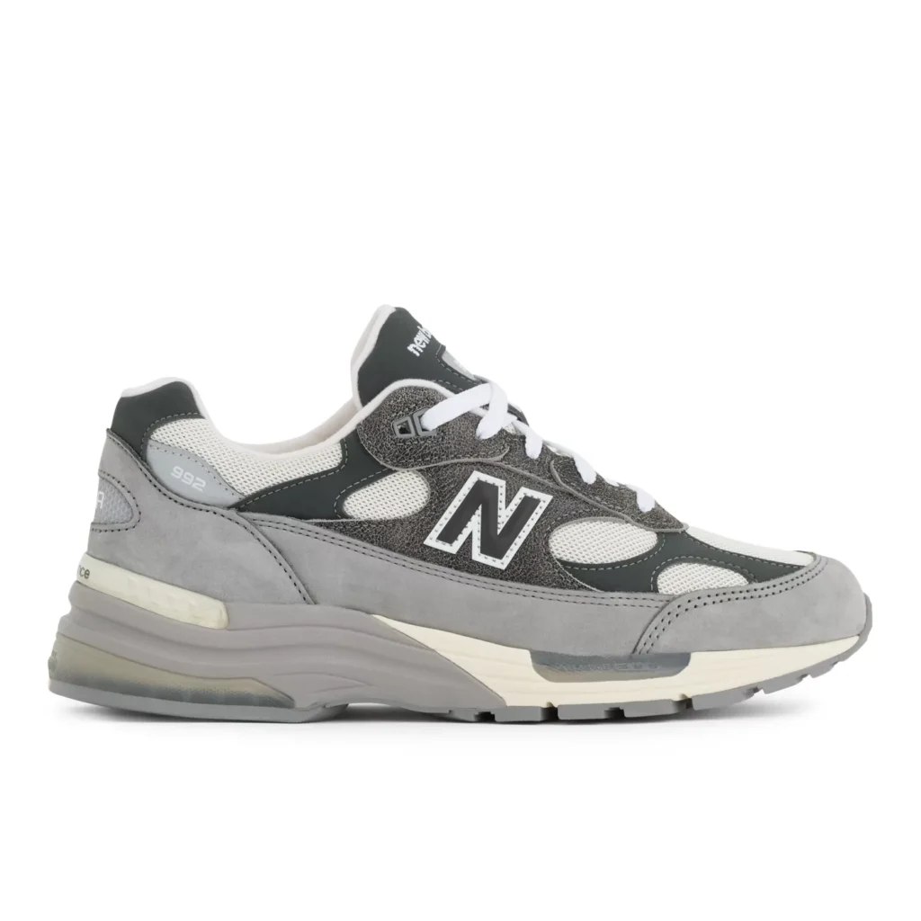 New Balance 992