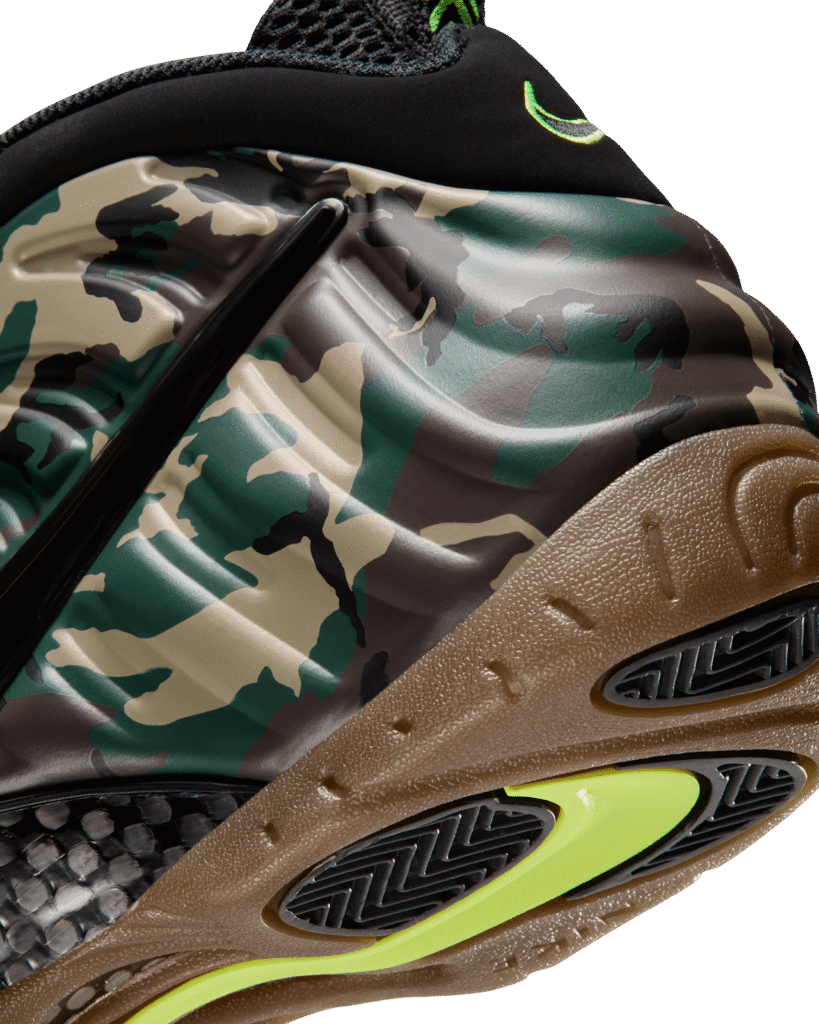 Nike Air Foamposite Pro Green Camo Returns With the Camo Screen-Printed On