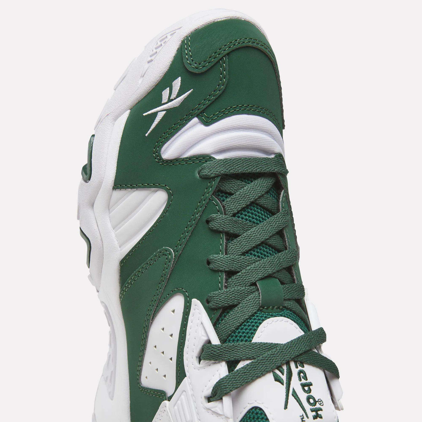 Reebok Brutus Low upper detail