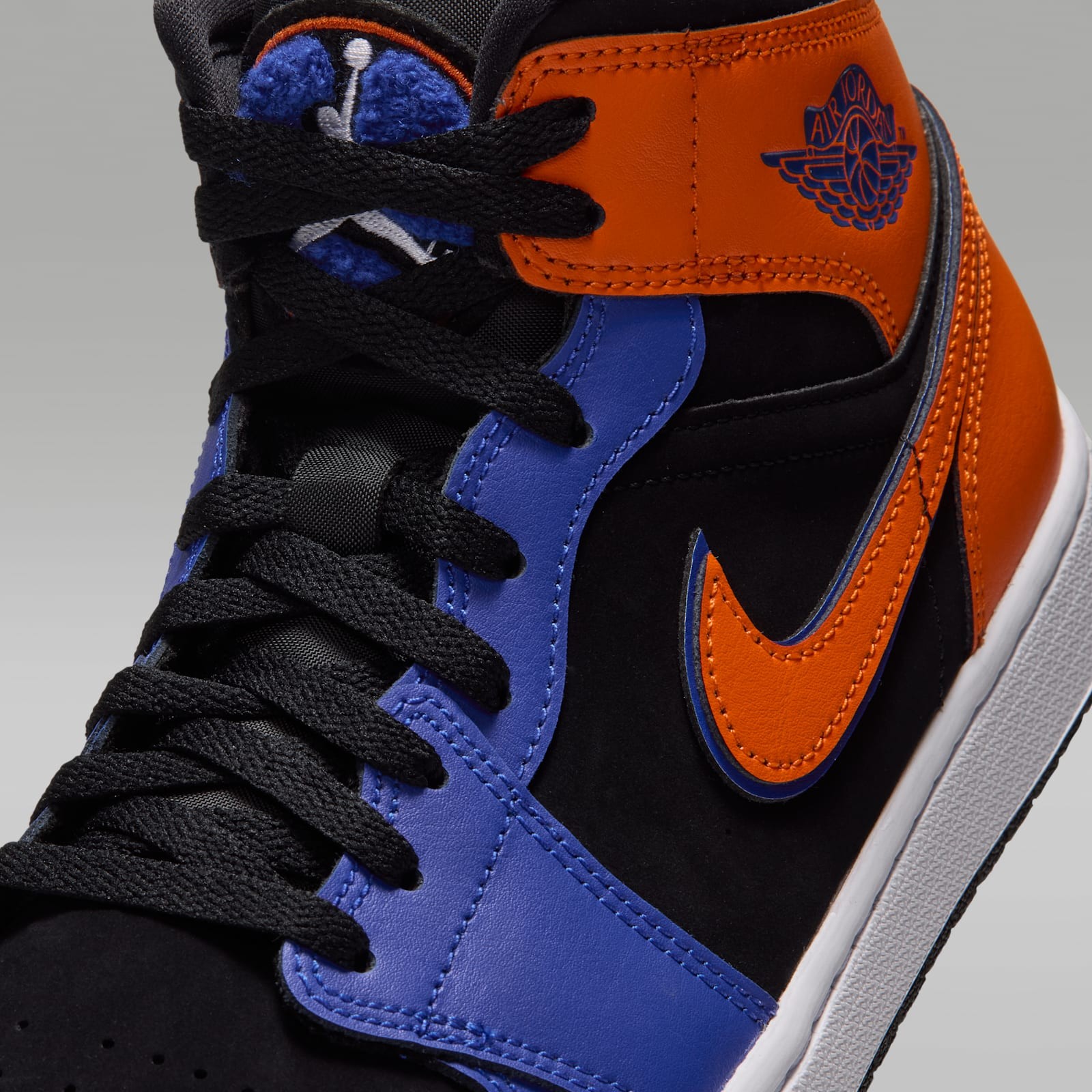 Air Jordan 1 Mid SE