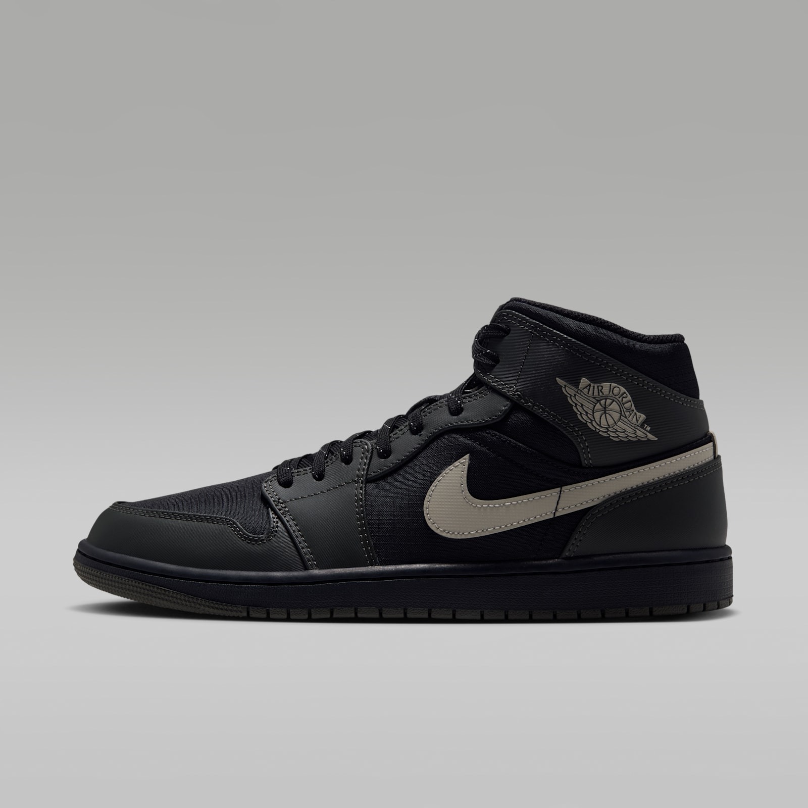 Air Jordan 1 Mid Utility