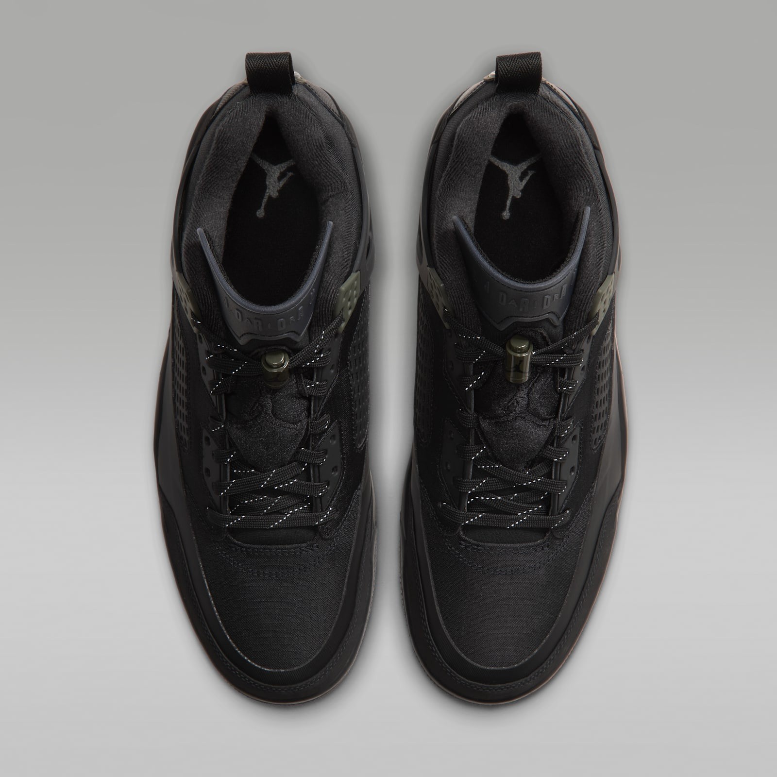 Jordan Spizike Low