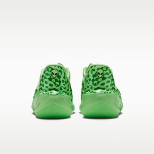 The G.T. Cut 4 Halloween Hides an Alien on the Heel, and Nike Dates It for December