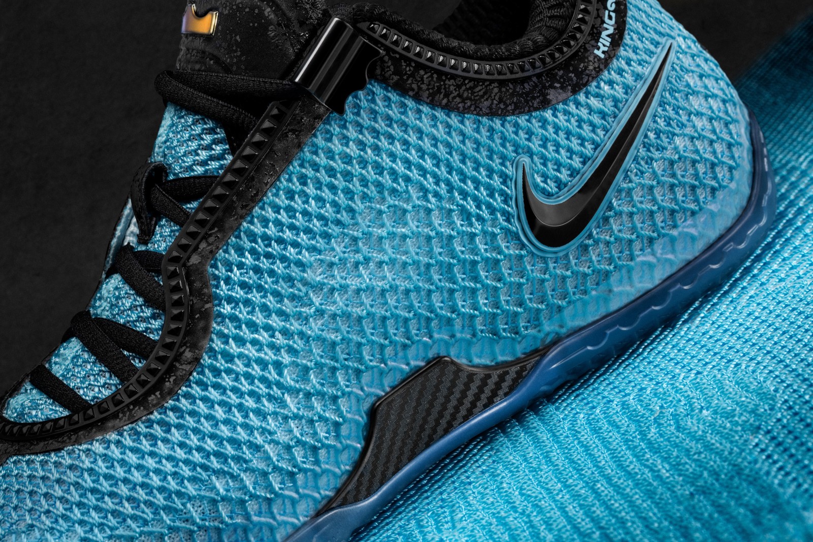 Nike LeBron 24
