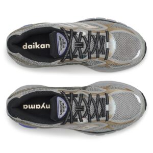 Saucony Gave the Daikanyama ProGrid Guide 7 Two Lines of Copy and the Women's Aisle